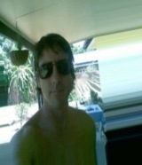 man seeking local singles in Cairns, Queensland