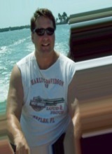 man seeking local singles in Naples, Florida